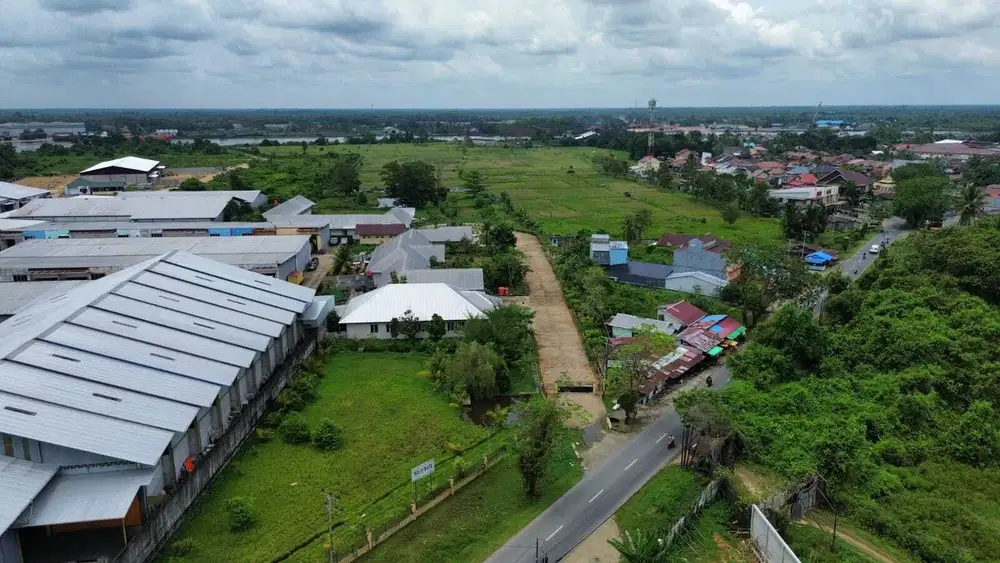 Tanah Industri Jl.Adisucipto tepi jalan sampai sungai Kapuas