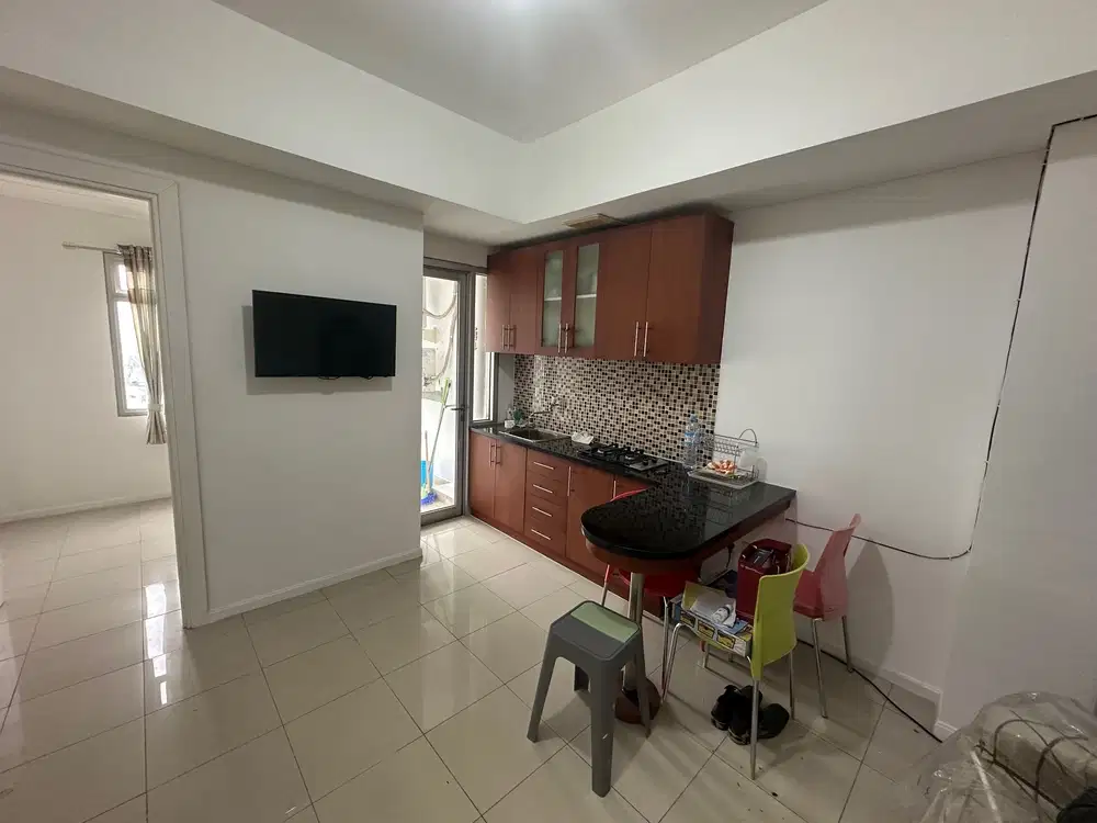 Apartemen Green Lake Sunter 2BR furnish interior new,Lt. rendah, serti