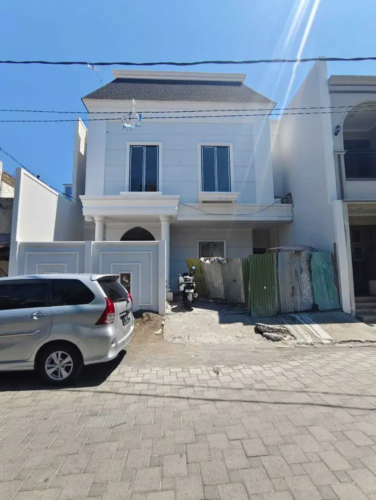 Rumah Cantik Amerika Style Ampel Surabaya