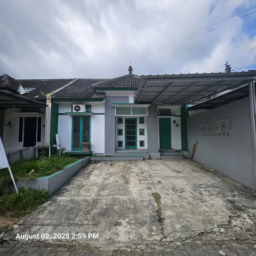 DISEWAKAN RUMAH SIAP HUNI KOMPLEK WIKA KUTAI HILL