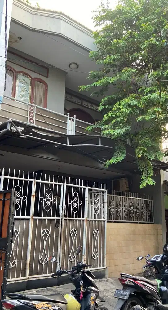 Dijual Rumah 3 Lantai Johar Baru Jakarta Selatan