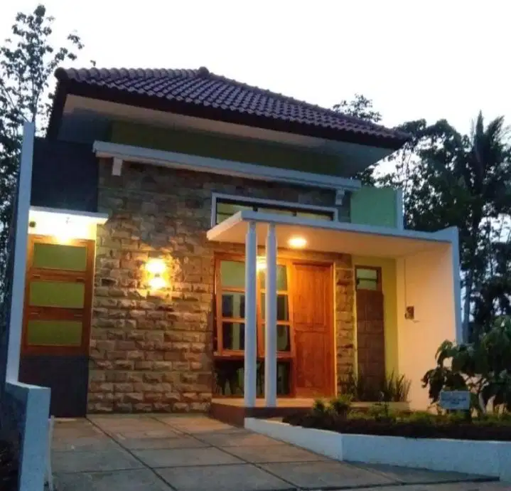 Rumah Hook Bonus Taman Pribadi Spek Istimewa di Gunungpati