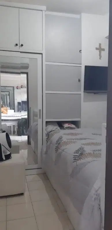 Apartemen sunter park view, 2 bedroom furnished lantai sedang