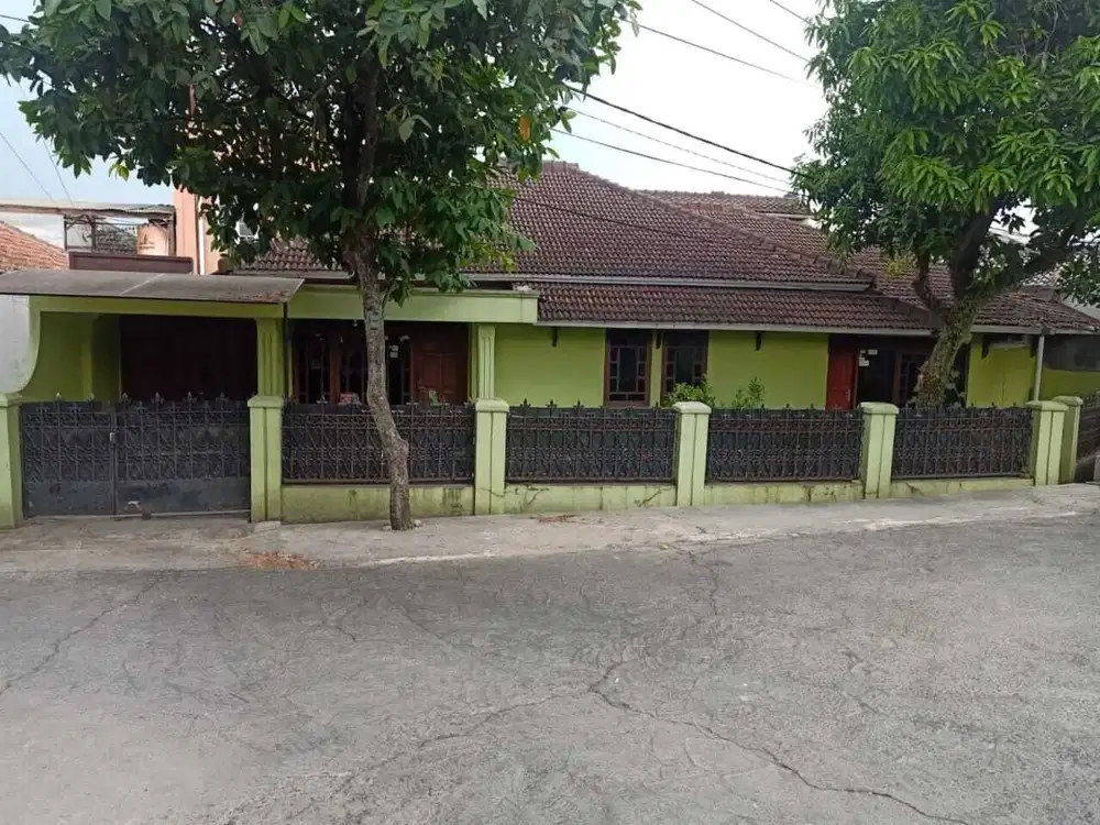 Dijual Cepat Rumah Hook Samping Jalan Antabaru Cisaranten Kulon Bdg
