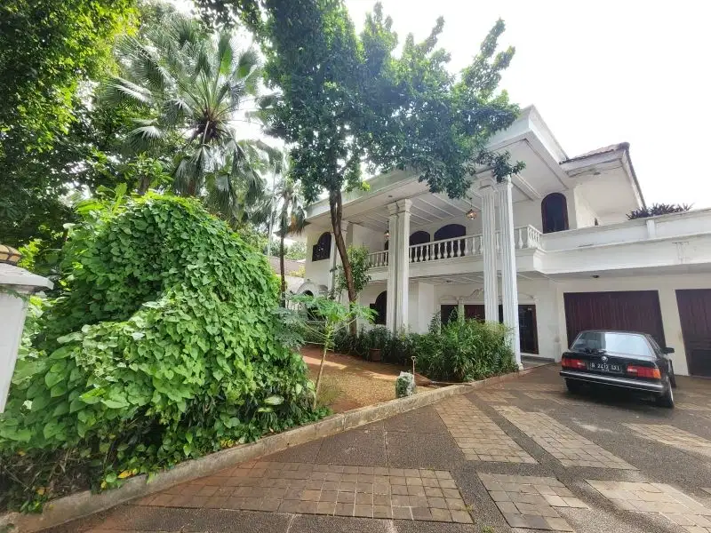RUMAH MEWAH ASRI DI PONDOK INDAH JAKARTA SELATAN