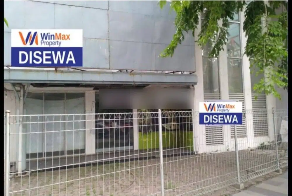 Gedung di Jl. Basuki Rachmat Sby Pusat Depan Hotel Bumi