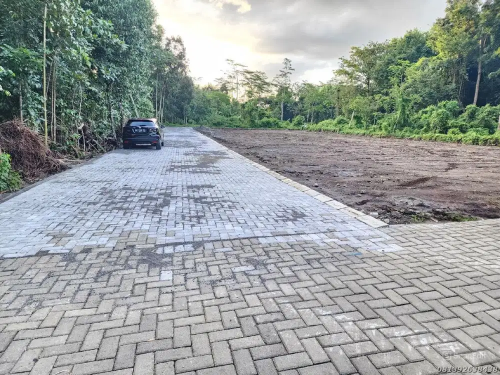 Tanah Jogja Komplek Kost Mahasiswa Kampus UII Candi Winangun  Sleman