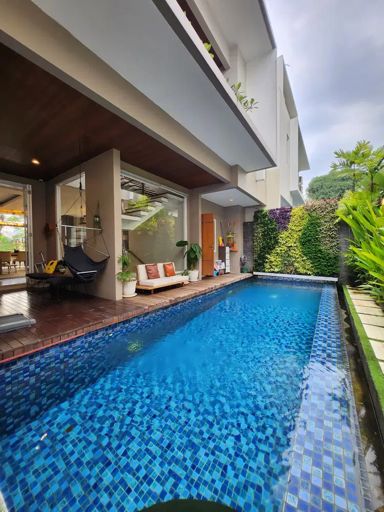 Rumah cantik design modern dlm town house di area kemang Jakarta selat
