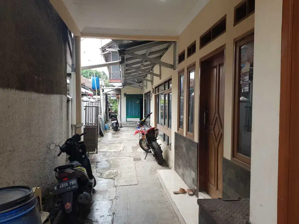 Turun harga rumah di gang Polisi, Jalan cicendo Bandung