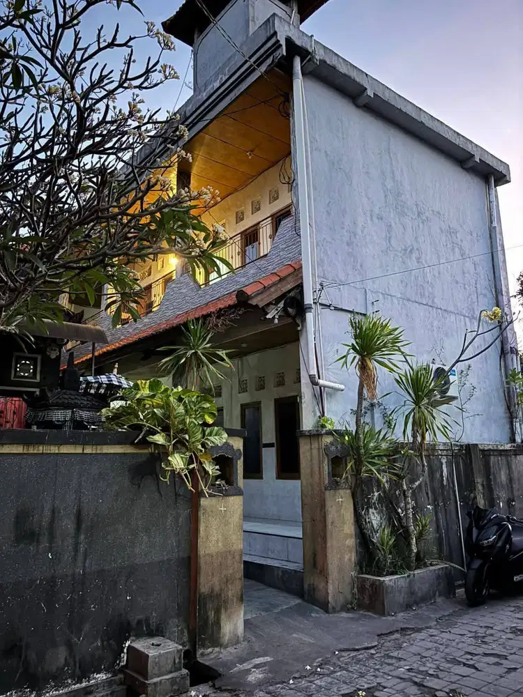 Dijual kos full penghuni dan akses jalan luas