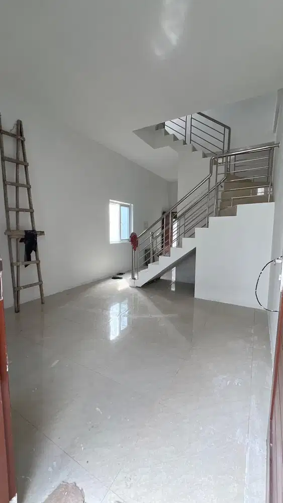 DIJUAL TOWNHOUSE SIAP HUNI KOMPLEK SEKIP LUXE - SEKIP