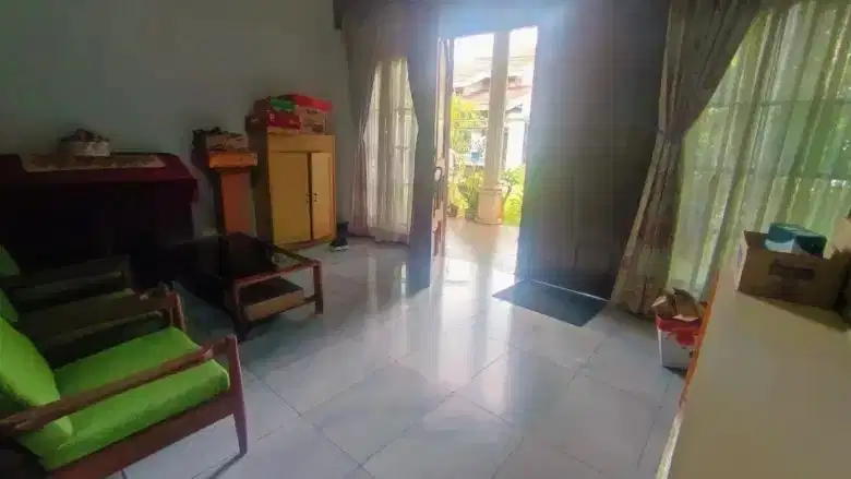 Dijual sangat cepat rumah di kemanggisan Karmel dekat binus