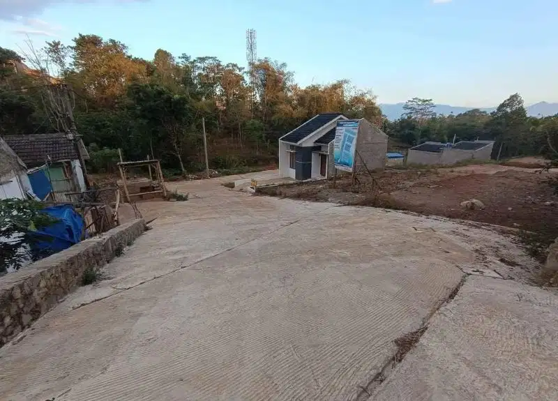 Jual Tanah  Datar Dekat Perumahan manglayang