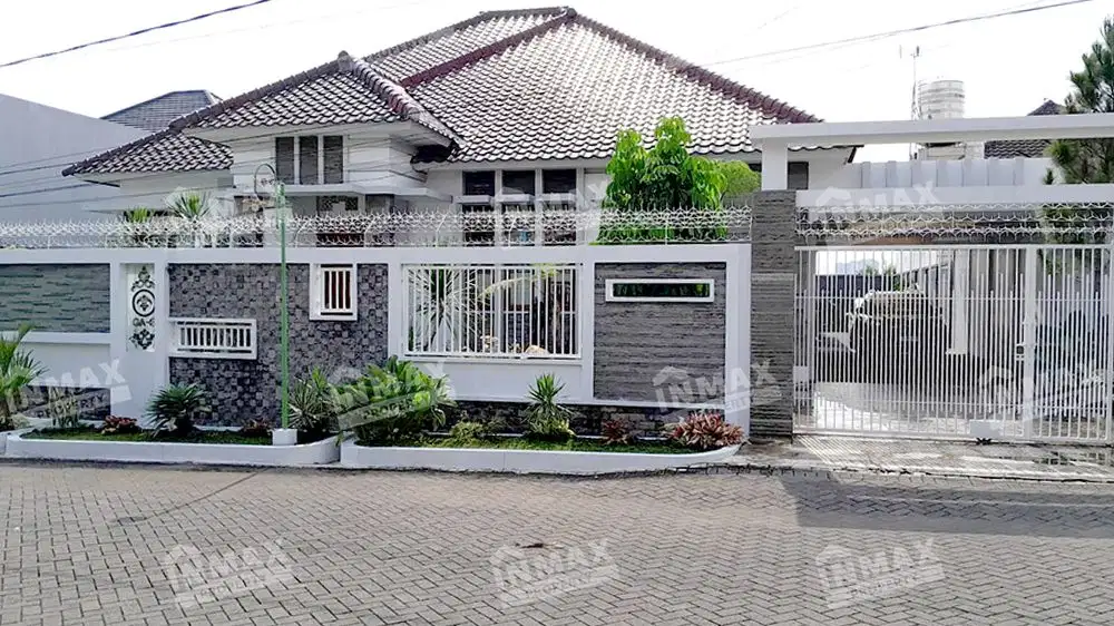 RUMAH LUAS 1.000 m2 LEMBAH DIENG MALANG,BAGUS,DEKAT SEKOLAH MLI,ELPICO