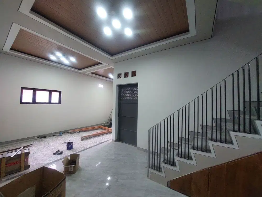 Rumah Baru Gress Kota Solo 2 Lantai Dekat Solo Square