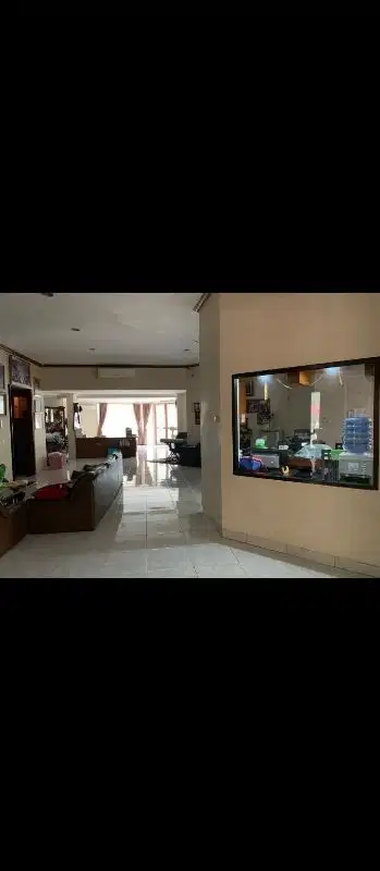 dijual rumah lama siap huni