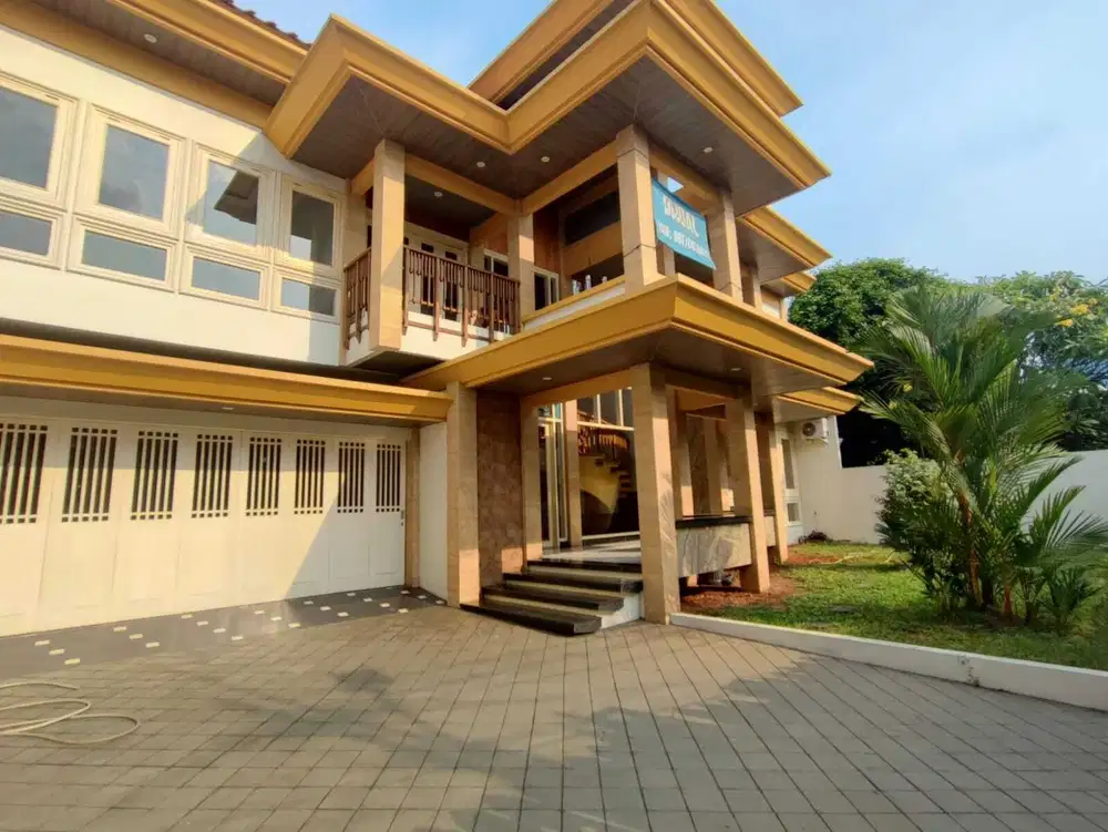 Dijual Murah Rumah 6 Kamar Tidur HGB Daerah Cipinang Cempedak Jakarta