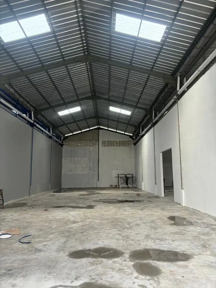 Gudang masuk kontainer 40ft di daerah Periuk - Sanghiang Tangerang