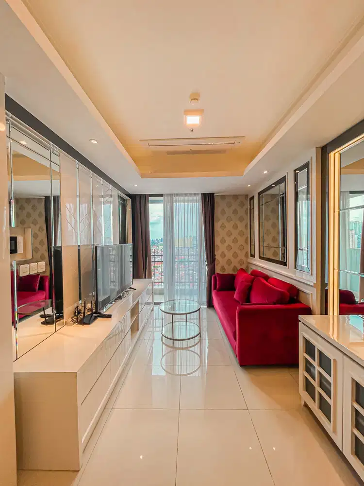 Disewakan Murah Apartemen Casa Grande Residence 2 BR Luas 76 M Furnish