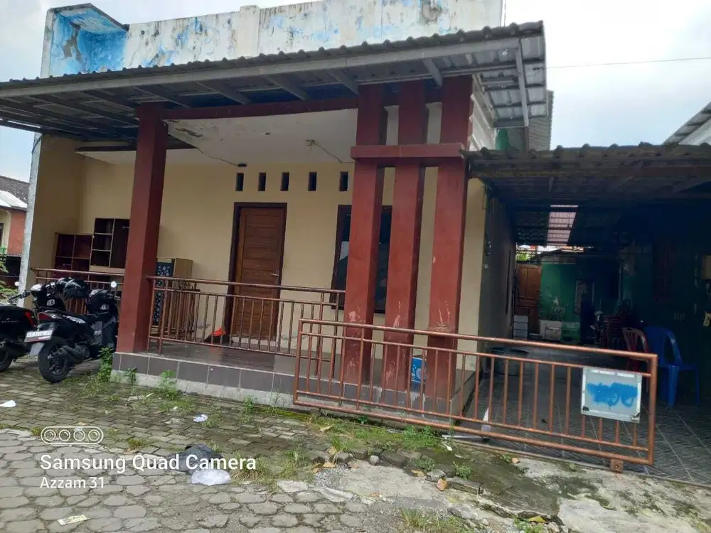 Disewakan rumah di dekat stpn