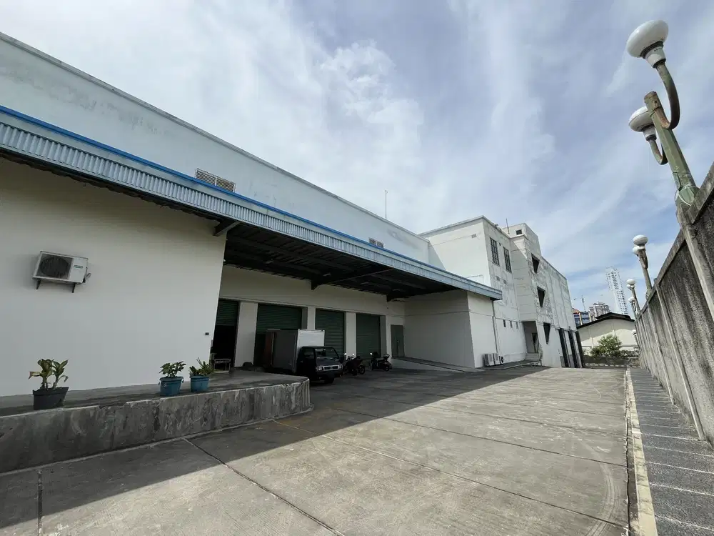 GUDANG JUMBO SIAP PAKAI MEDAN