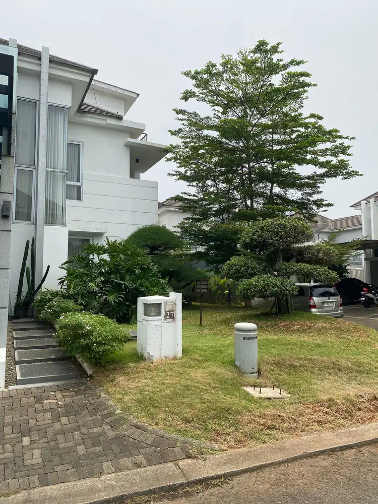 RUMAH MEWAH DAN FULL FURNISHED AREA  KOTA WISATA - CIBUBUR