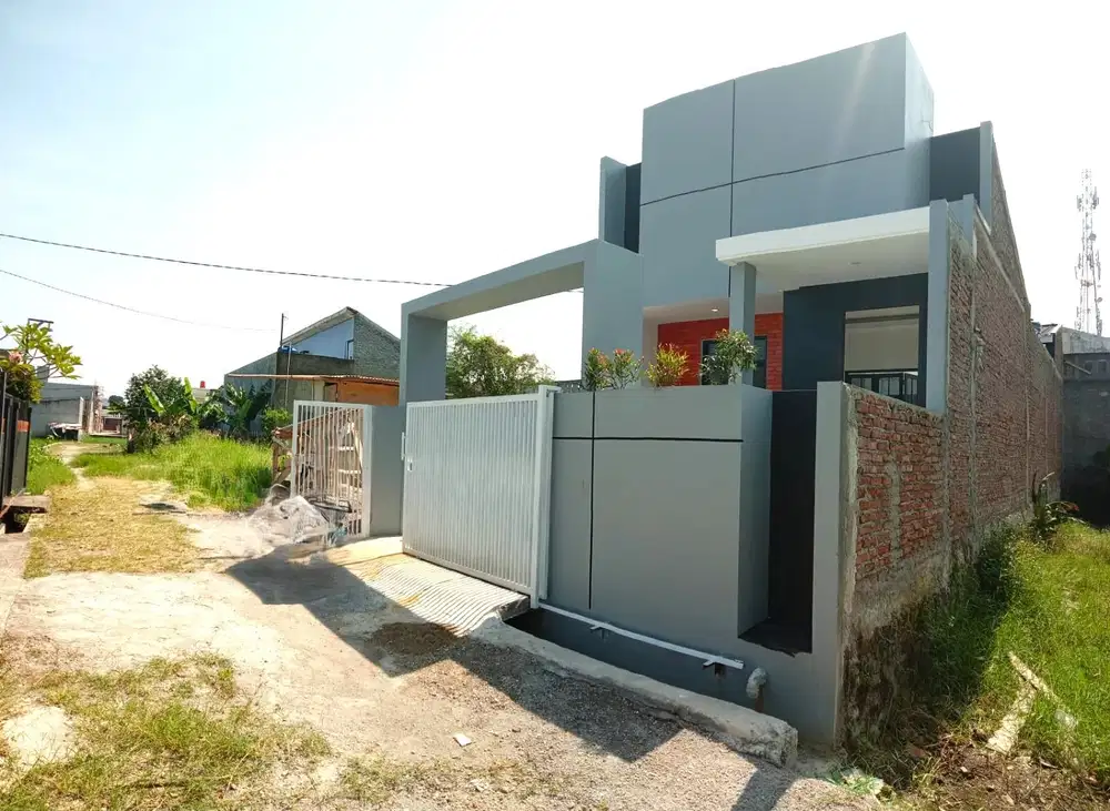 Rumah Bagus Di Mekar Indah Cibiru Dekat Ke Soekarno Hatta Bandung SHM