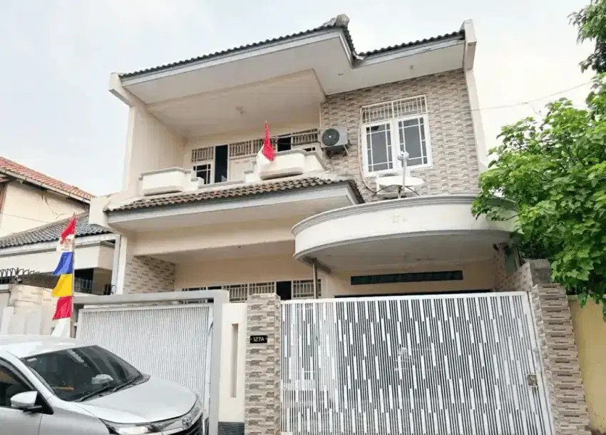 HUNIAN BAGUS FULLFURNISHED 2LT AKSES PINGGIR JALAN 2MBL CONDET SHM IMB