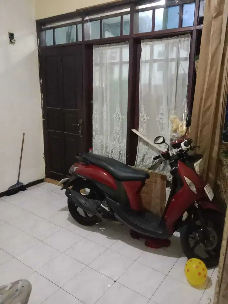 Dijual Rumah cocok untuk kos-an di Linggawastu wastukencana Bandung