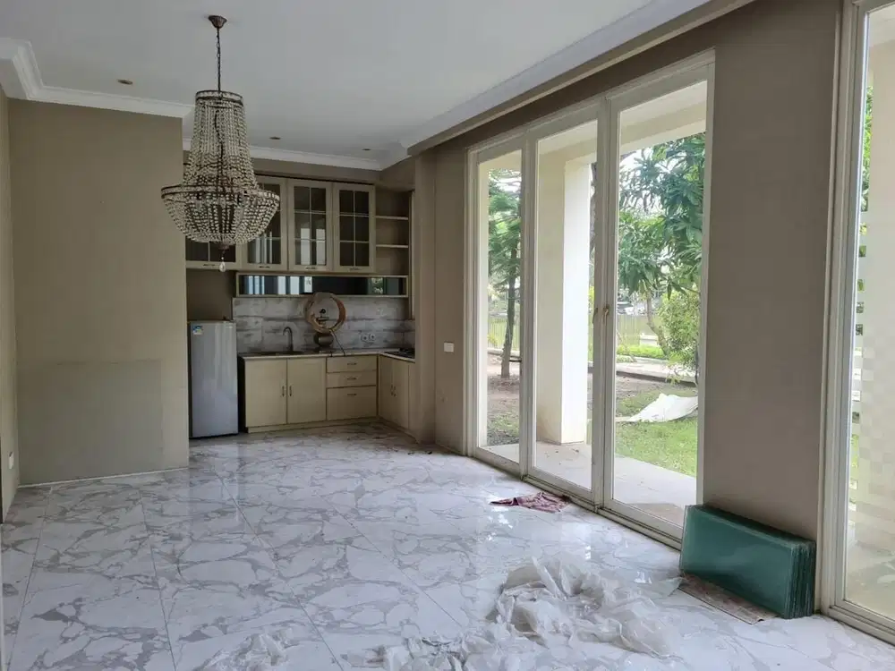 RUMAH PAKUWON INDAH 3 LANTAI SIAP HUNI SIAP NEGO