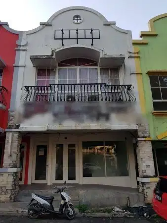 DIJUAL RUKO 2 LT BAGUS HARGA MURAH PLAZA AMSTERDAM SENTUL CITY SSC010