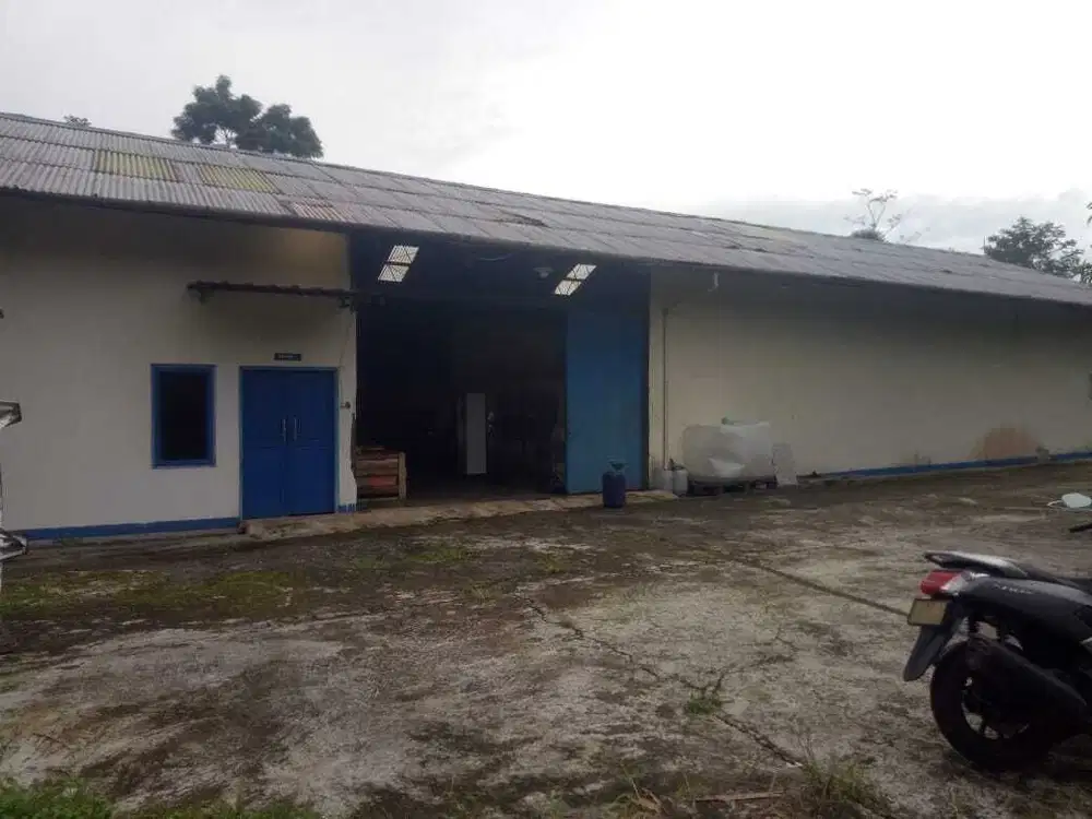 Gudang Murah Area Luas Strategis Akses Kontainer di Subang