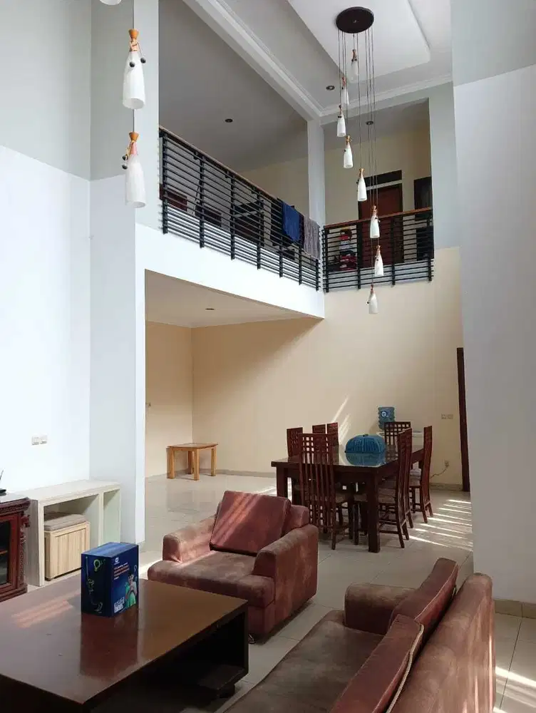 DIJUAL RUMAH DI PARAKAN SAYAP SOEKARNO HATTA-DEKAT BATUNUNGGAL BANDUNG