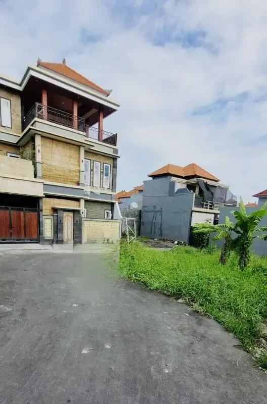 Di jual tanah jalan Astasura ,Denpasar, Bali