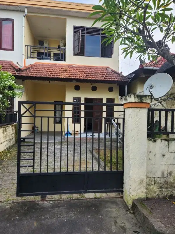 Di kontrakan rumah jalan Drupadi , Denpasar, Bali