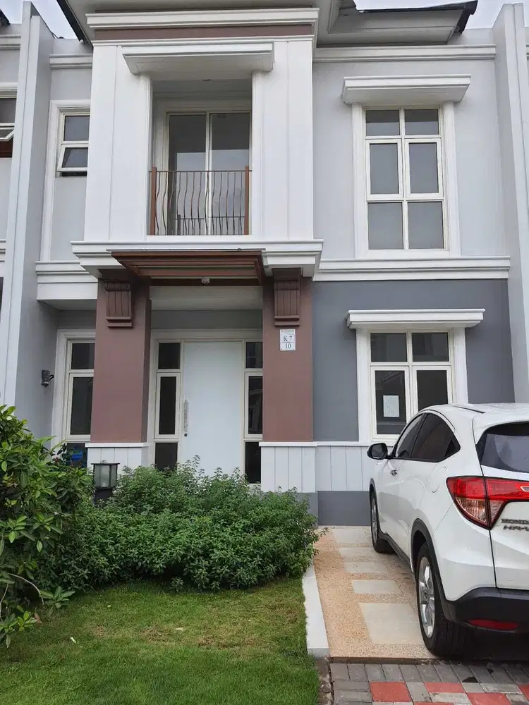 Dijual Rumah 2 lantai di BSD cluster Savia BSD 3 kamar tidur rumah baru