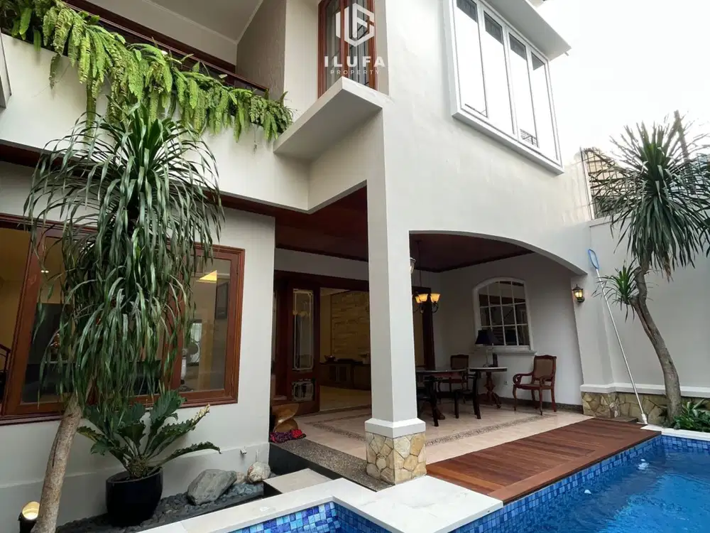 Disewakan rumah kondisi bagus area premier pondok indah