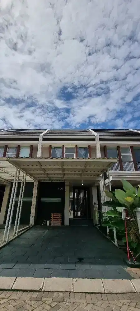 Di Jual Rumah Modern 2 Lantai dalam Cluster Clover Hill Residences