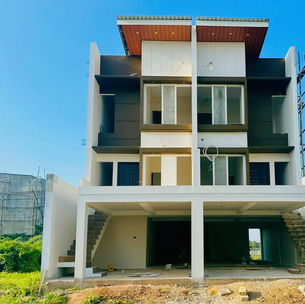 DI JUAL RUMAH 3 LANTAI JALAN HERTASNING MAKASSAR