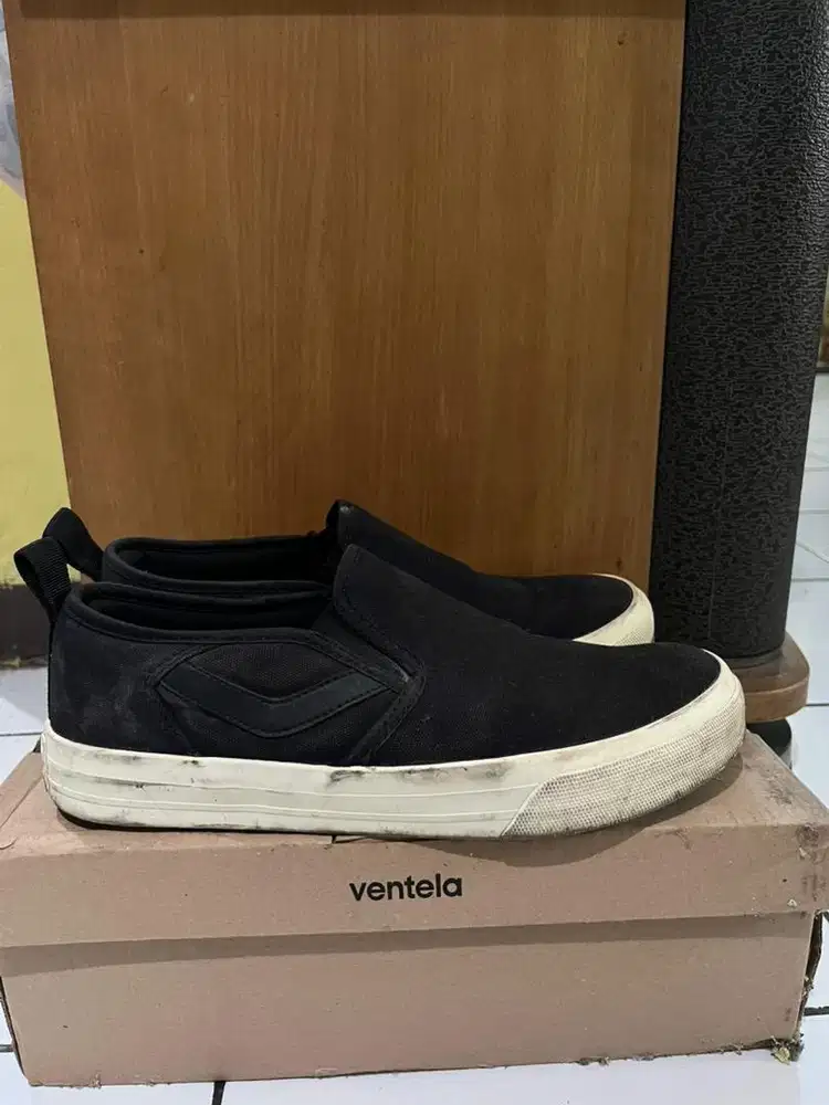 Ventella slip on low