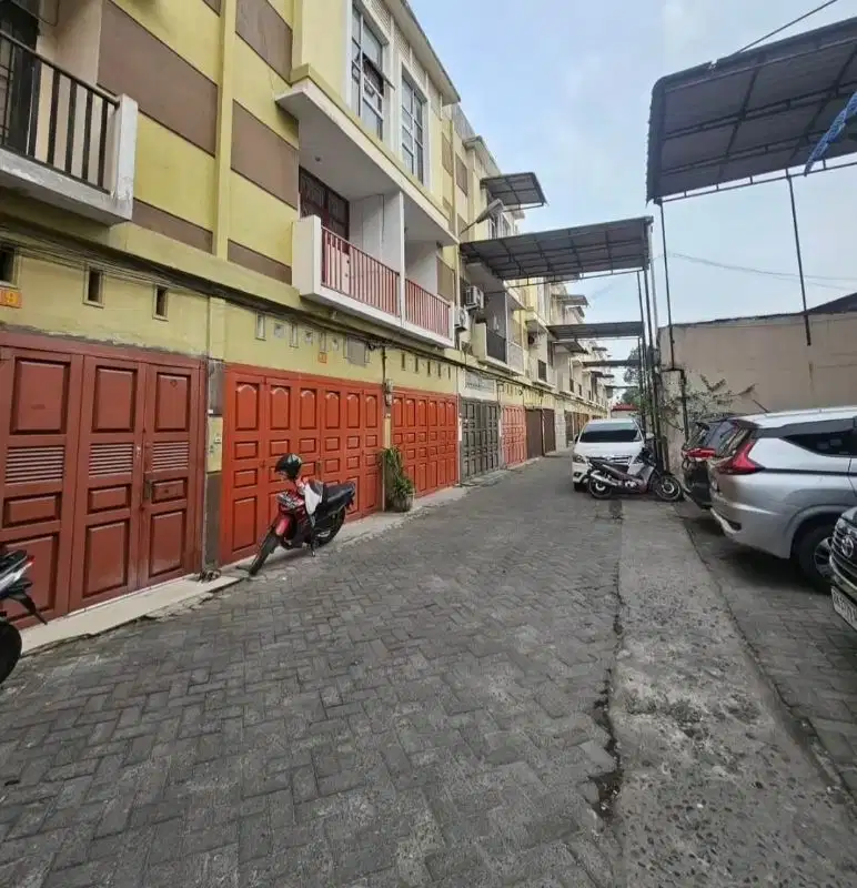 disewakan rumah komplek aman nyaman Siaphuni daerah intikota