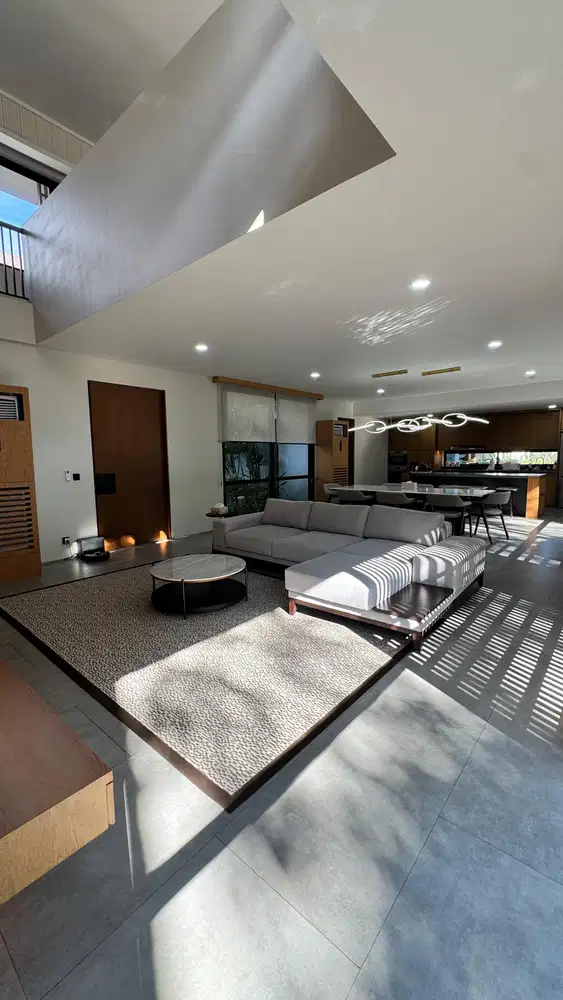 Luxury Modern Tropical Villa in Jimbaran Exclusive Resort