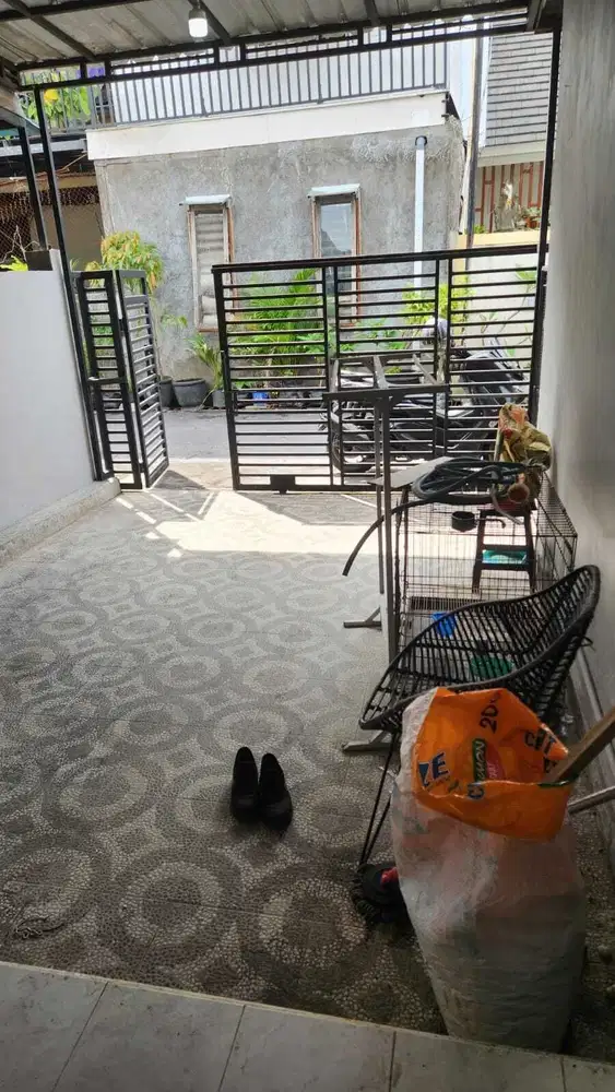 Di kontrakan rumah jalan Mahendradata, DPS, Bali