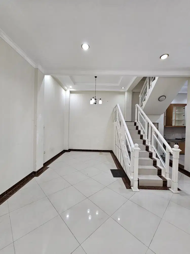Dijual Pondok Indah  Jakarta Selatan