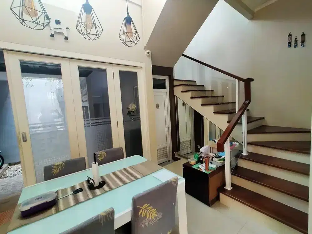 Rumah Hook Murah Full Furnished di Cigadung Greenland