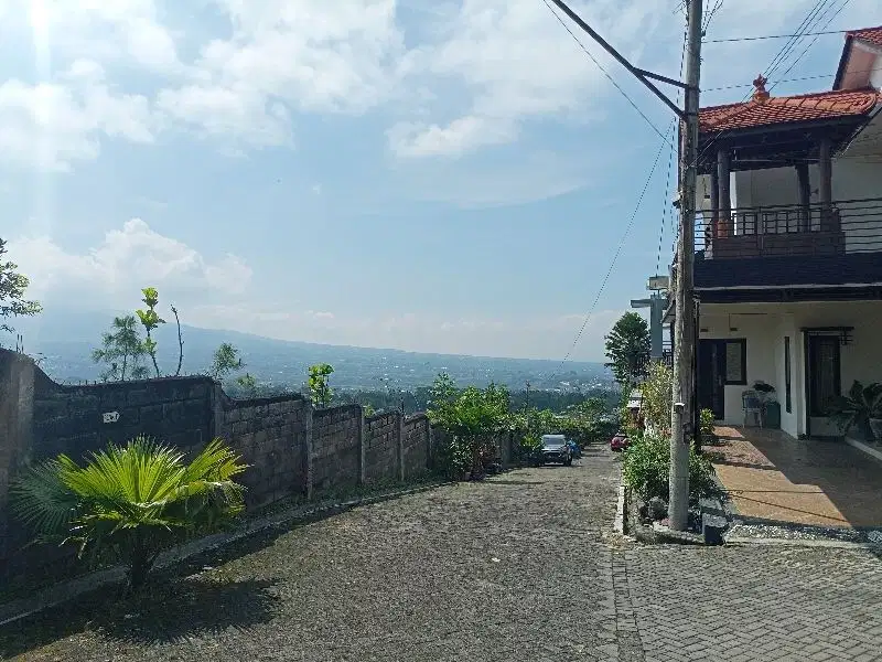 jual rumah batu BNS jatimpark Lt.134m2 Harga 1,5M Nego