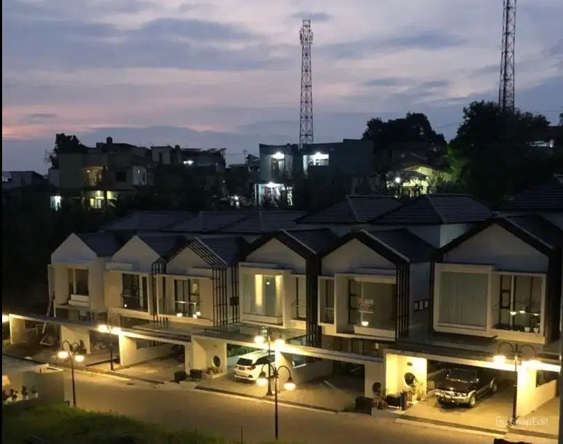 Rumah mewah di pondok hijau setiabudi harga dibawah pasar