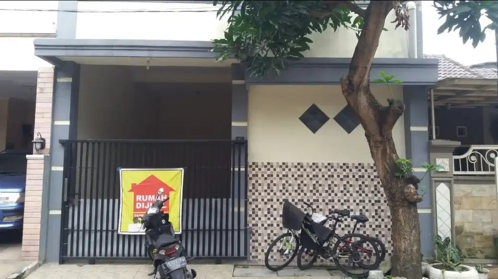 Rumah Bagus 2 lantai, Perum Griya Permata Gedangan, Sidoarjo