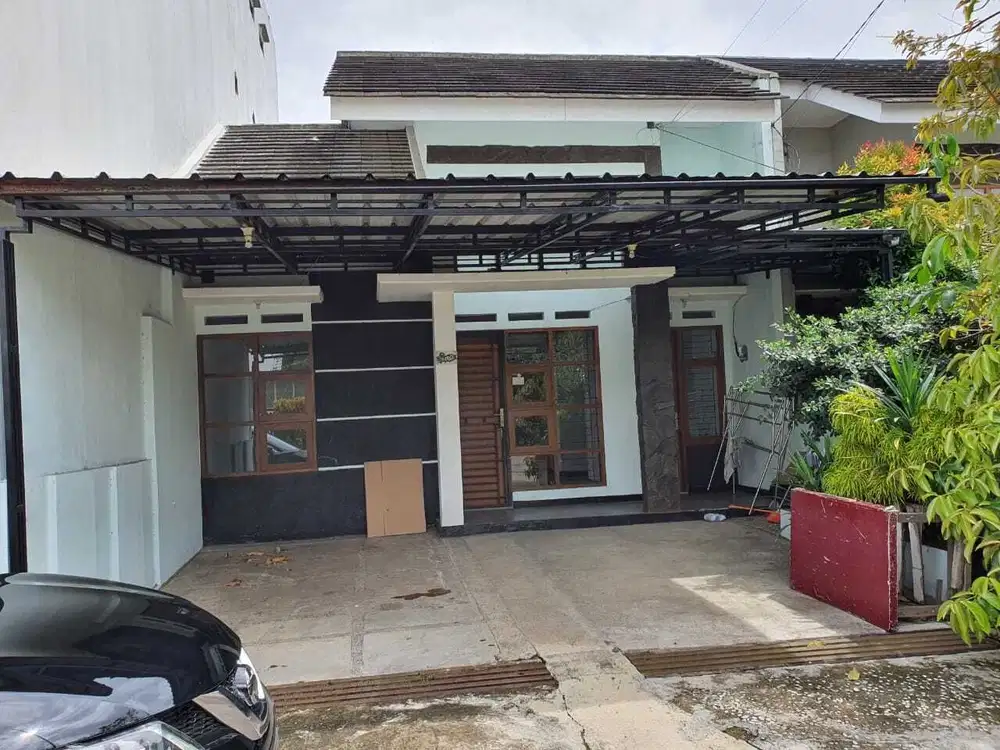DI SEWAKAN DI KONTRAKAN RUMAH SIAP HUNI DI KOMP ANTAPANI BANDUNG