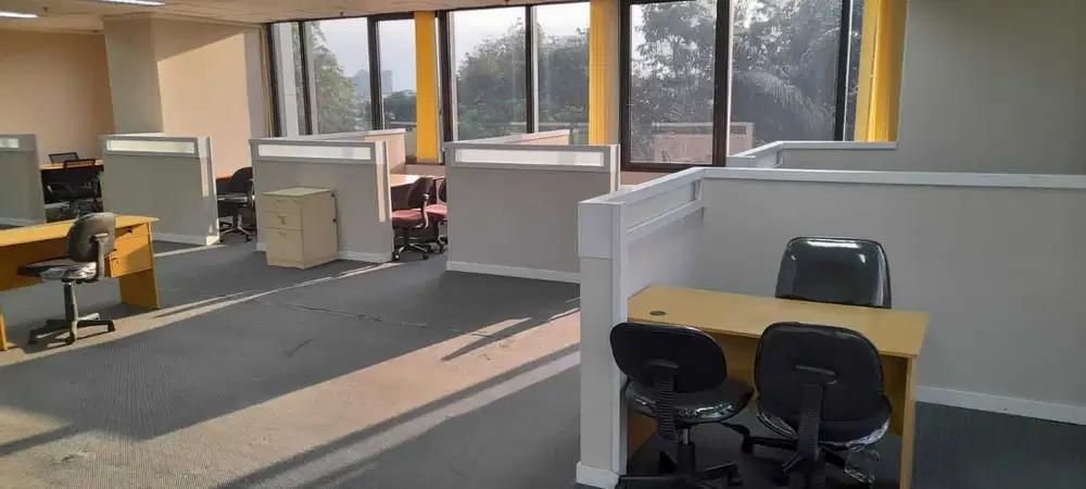 Sewa Kantor Siap Huni 195 m2 di Gedung Tifa Gatsu Jaksel, Hrg Ekonomis